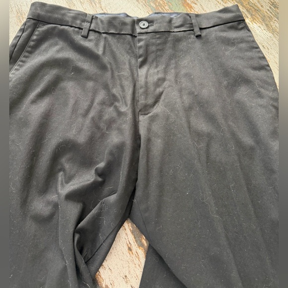 Dockers Men's Black Chinos - Classic Straight Fit - Picture 2 of 6